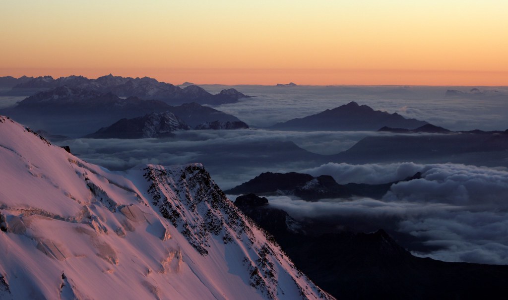 sunset from mont blanc | sunset from the gouter hut cloud in… | Flickr