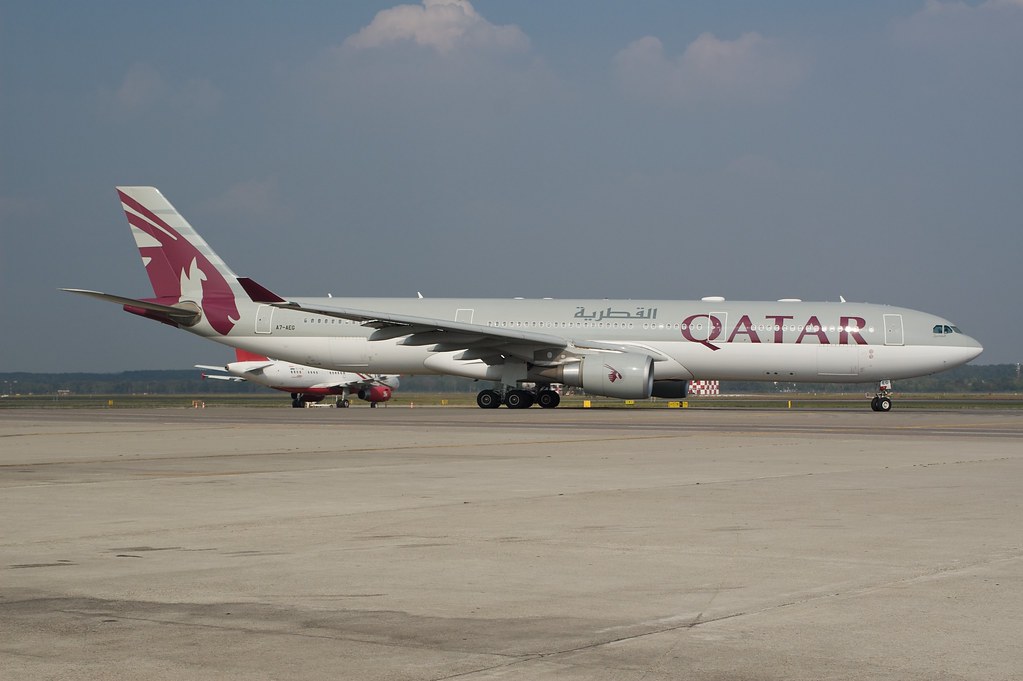 Qatar Airways, A7-AEG, Airbus A330-200 | Milan Malpensa ...